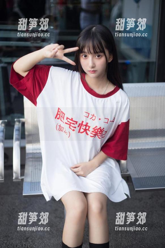 关注“5.1吃瓜官网”，就像打开了一扇神奇的窗，满是意外的风景！