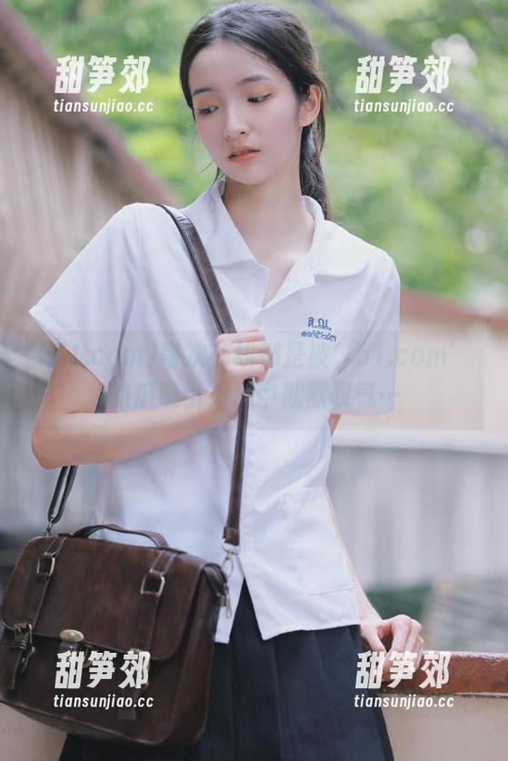 每次在线都是被‘51.com’的瓜吸引，心中默默叹气…