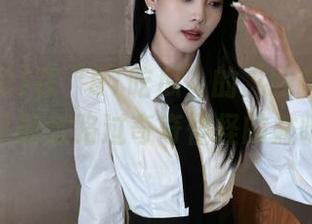 在“51吃瓜”的“线路”上游走，你可能会路过奇奇怪怪的贴吧传说。
