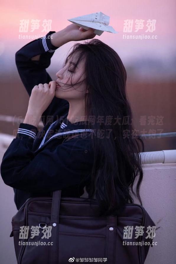 51吃瓜网 51吃瓜网年度大瓜:看完这瓜,我决定连晚饭也不吃了,实在太饱了。