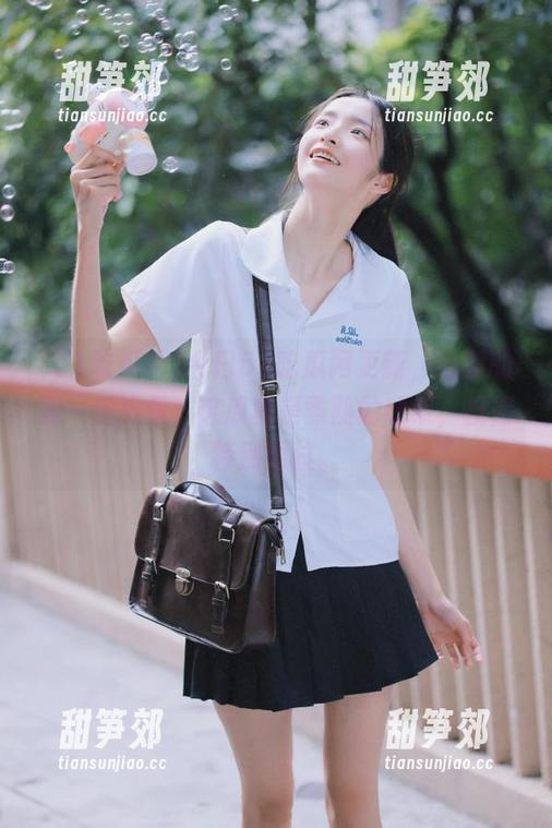 今日51吃瓜网更新，看到的第一反应是：这瓜真是煮熟的硬币，投得特别到位。