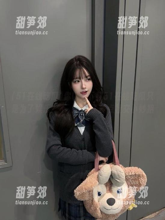 你以为下载51在线吃瓜只是为了娱乐？不，是为了多点社交小妙招！