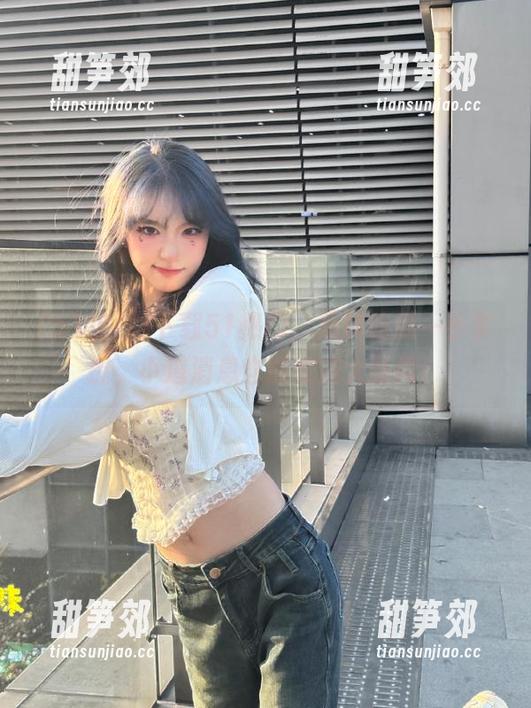 下载51热门，黑料吃瓜一手掌握，小道消息也能变成大新闻！