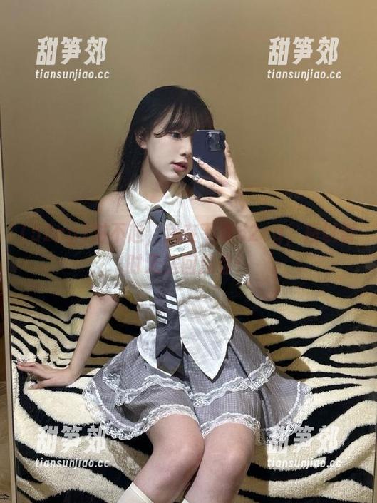 对不起，我在下载52cg，所以暂时无法回应你！
