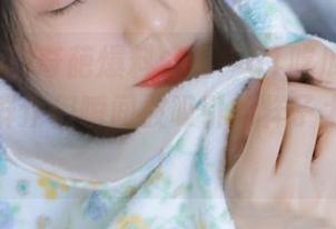 奇葩爆料：看“61吃瓜”视频，吃瓜群众们瞬间被吸引的样子太可爱了！