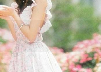 “万篇长征黑料不打烊668”里的八卦线路，桥上人来人往，真热闹！