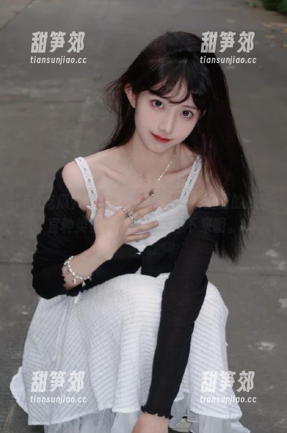 66吃瓜的ios平台，里面的瓜简直种类繁多，吃到停不下来啊。