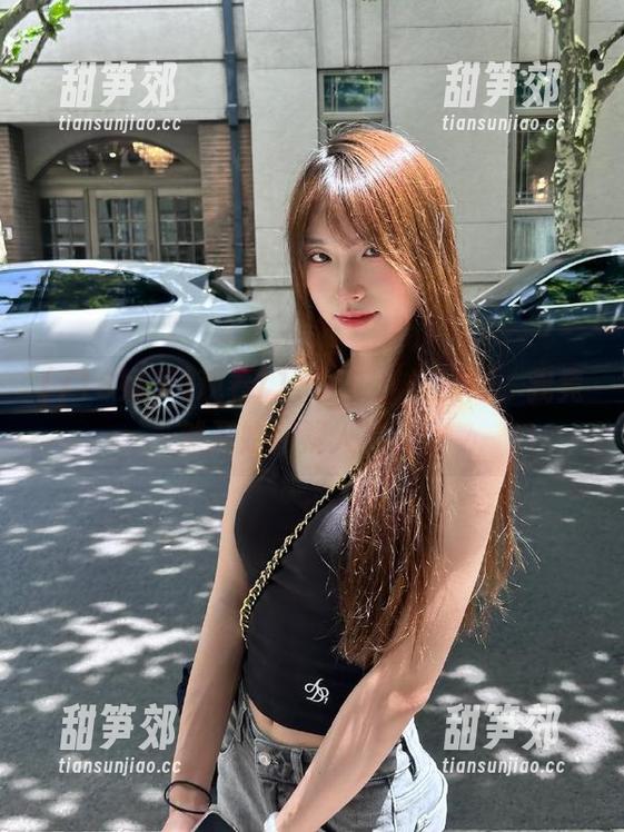观看718娱乐，恍惚间，我竟然开始怀疑人生了。
