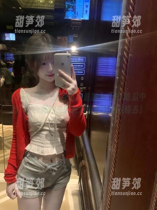 91吃瓜中心 首页火速加入“91吃瓜中心”,一周内总能把烦恼都赶到边缘去!