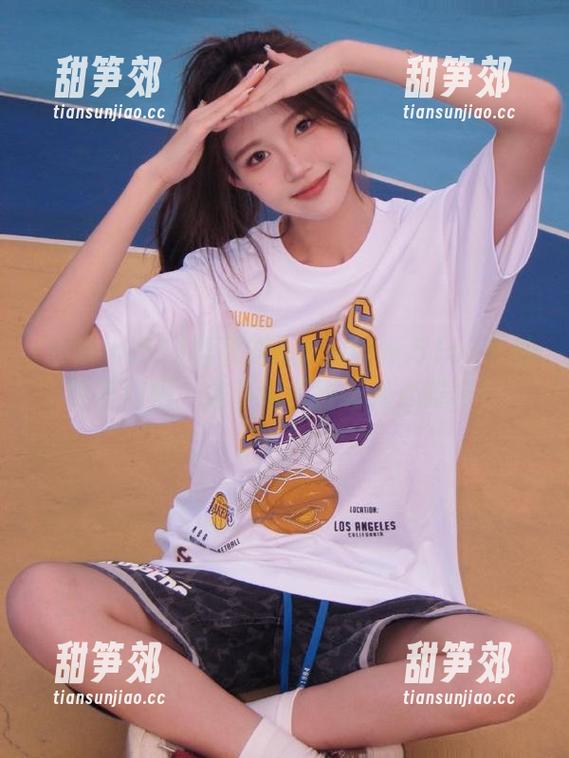 搬家到wwwww.51cn？地址不行吗，这热闹看得让人心痒痒！