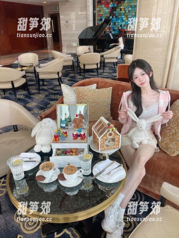 全网吃瓜，入口不再是简单的通道，更多的是情感的交融？