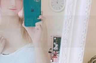 吃瓜网不断更新，观看明星各自买买买，钱包压根就跟不上啊。