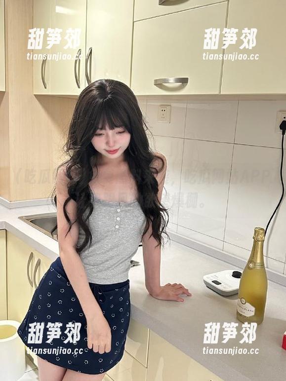 免费黑料来袭，吃瓜网站APP让我跟风的欲望爆棚。