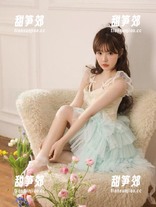 下载极品黑料，保证让你一边啃瓜一边感叹“这也太离谱了吧”。