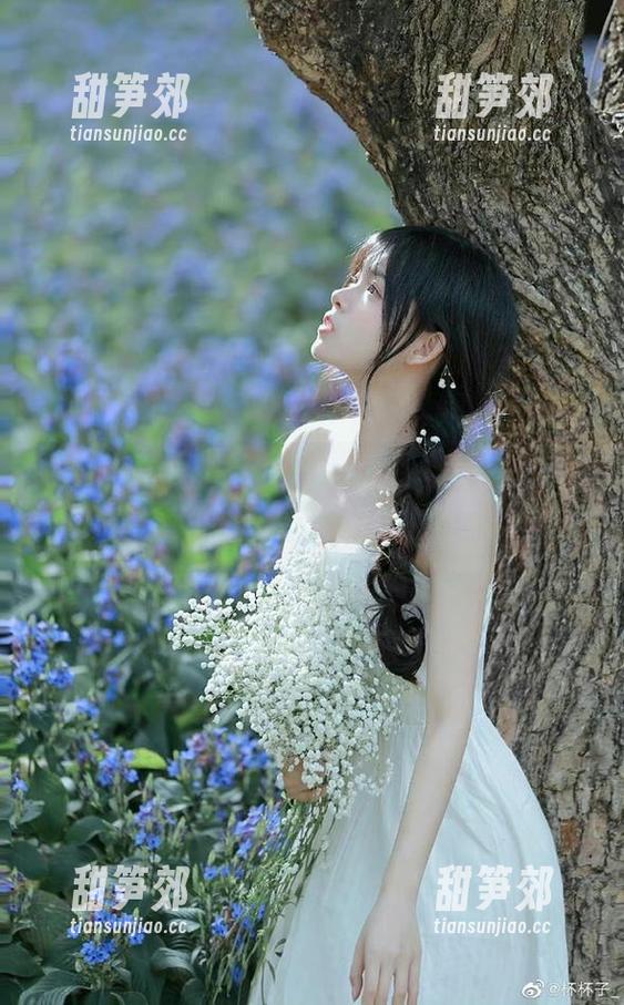 最新黑料不打烊万里长征，明星们的舌头都快被绳子勒住了嘛？