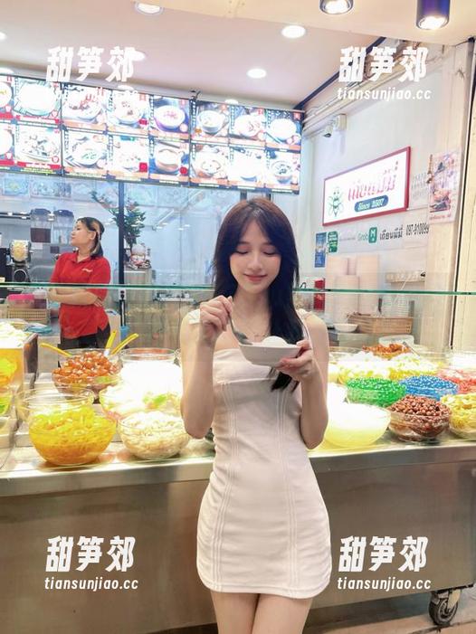 黑料不打烊 zztt30su黑料不打烊官网之门:这瓜吃了能让我快乐吗?