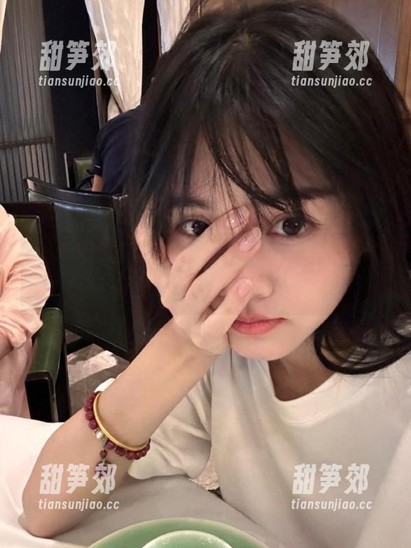 黑料网 最新动态:黑料网app里的瓜,沉到海底,怎么吃?