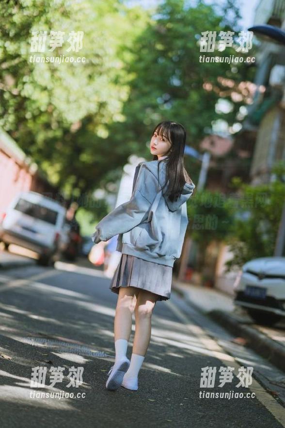 黑网料 她的资源让我不自觉地追着黑网料奔波,视频还蛮有意思的~